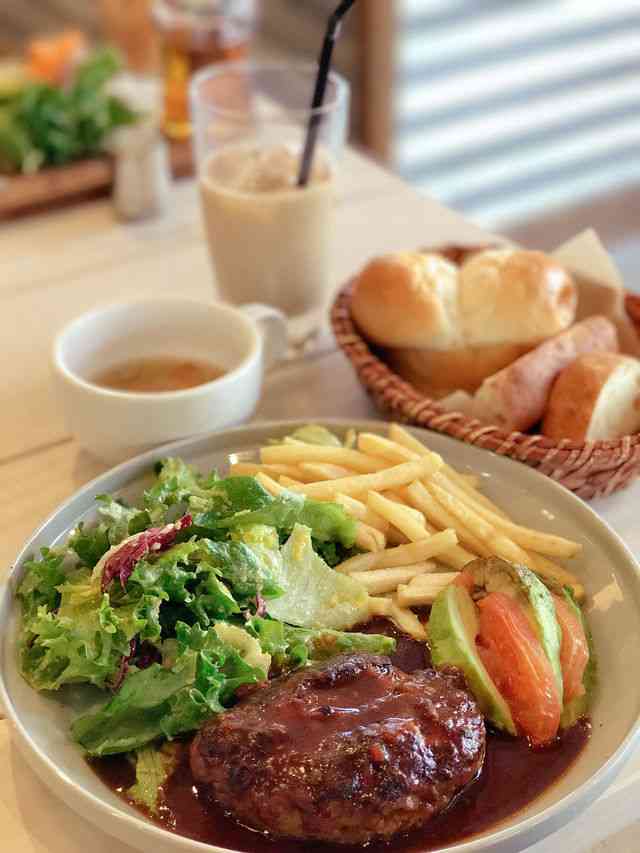 明日食べたい物を書いて寝よう。