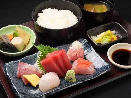 明日食べたい物を書いて寝よう。