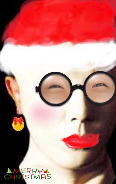 画像にサンタの帽子かトナカイの角を描くトピ