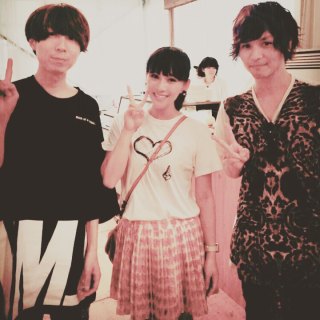 あいのり・桃、PerfumeらとUSJへ「のっちと桃ちゃん並んでそっくり!!」「のっちかわいいー!!!」の声