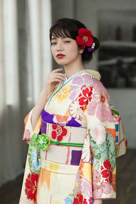 美男美女の和服画像を見たい