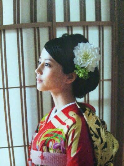 美男美女の和服画像を見たい