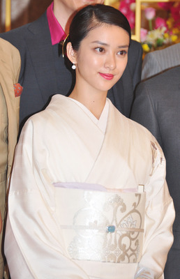 美男美女の和服画像を見たい