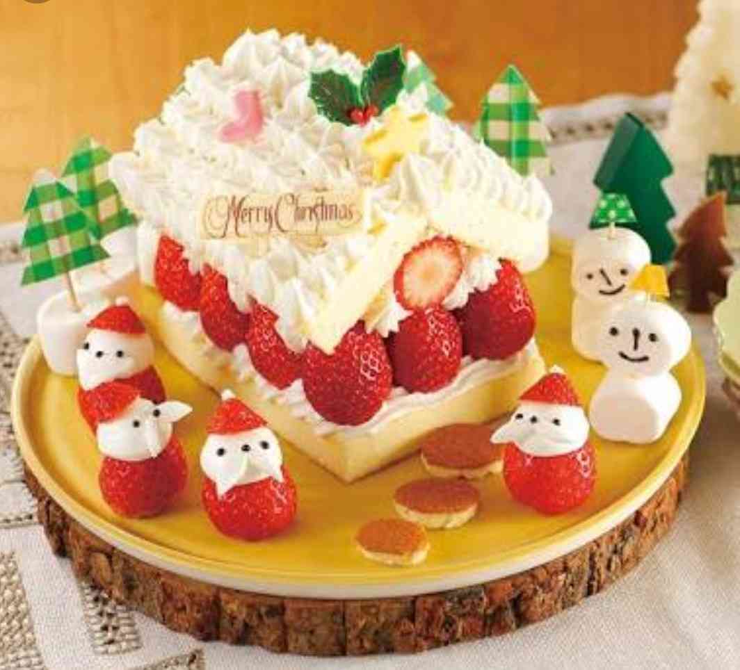 クリスマスケーキを手作りする人～