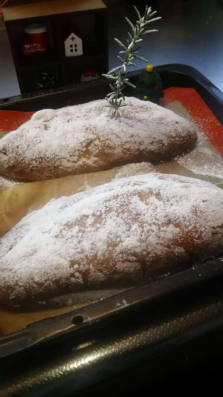 クリスマスケーキを手作りする人～