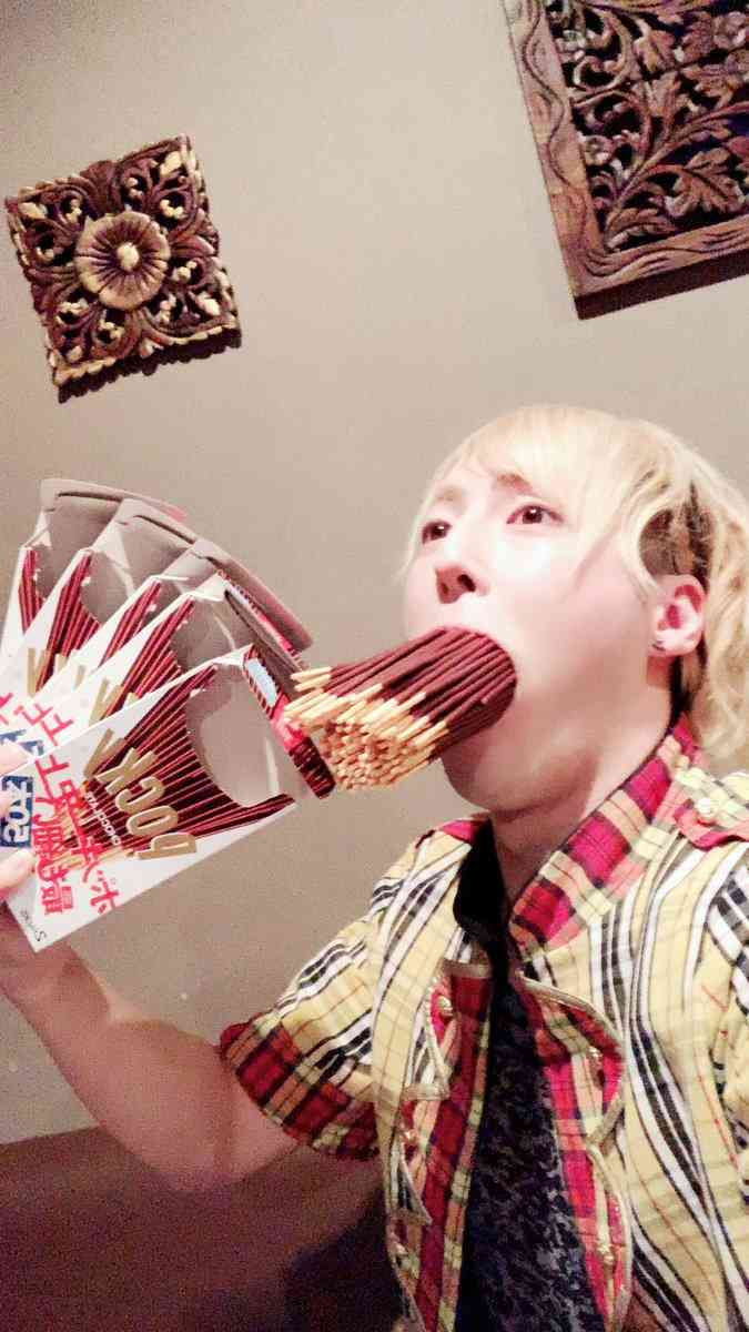 「重大な契約違反」男性アイドルが結婚発覚、進退を投票で決定
