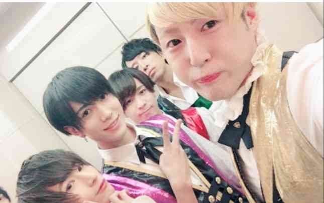 「重大な契約違反」男性アイドルが結婚発覚、進退を投票で決定