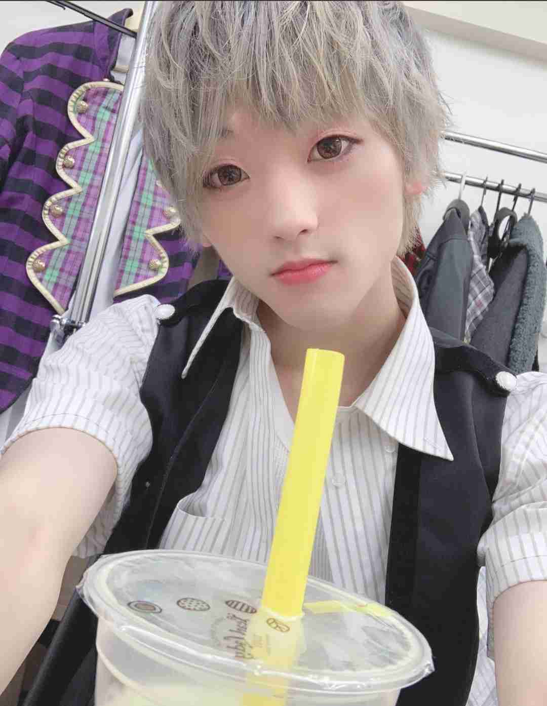 「重大な契約違反」男性アイドルが結婚発覚、進退を投票で決定