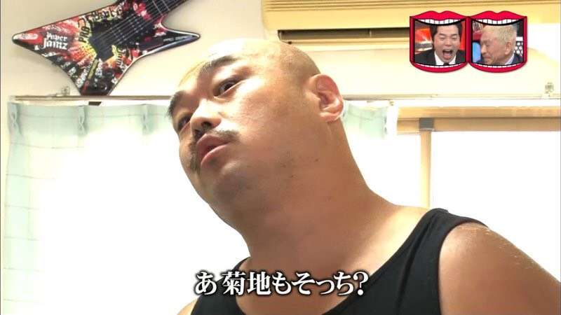 クロちゃん、夜中の公園でサプライズ誕生会「丑三つ時に公園に呼び出すなんて、なんなのぉー」
