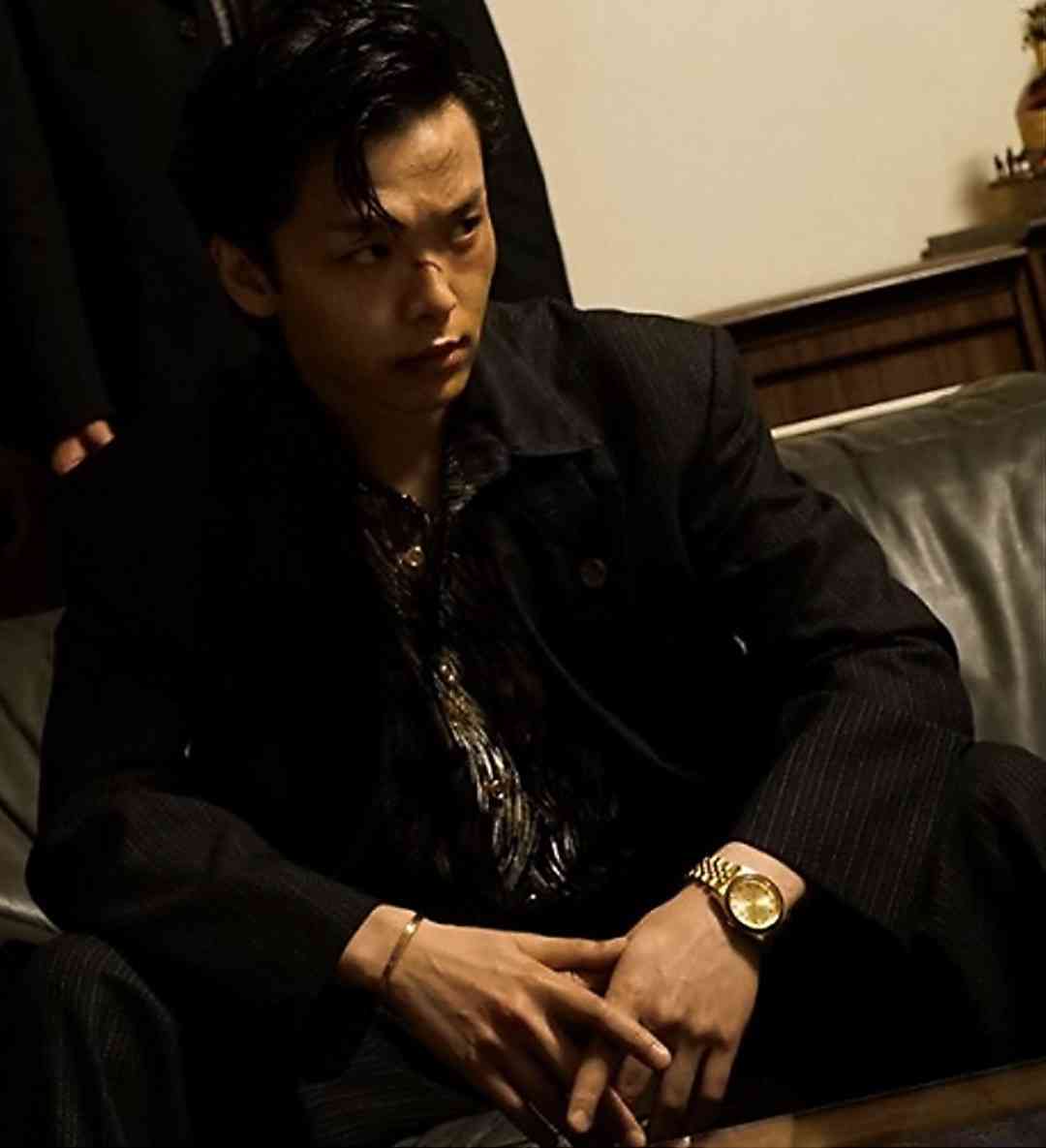 中村倫也、後輩俳優の人望も厚く 