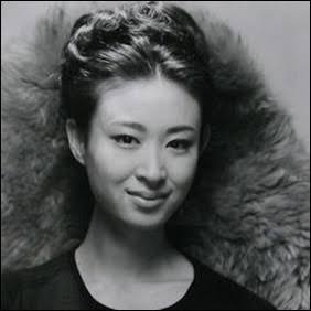 昭和の美人タレントの画像を貼ってください