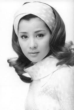 昭和の美人タレントの画像を貼ってください