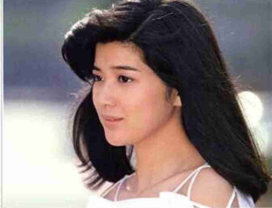 昭和の美人タレントの画像を貼ってください