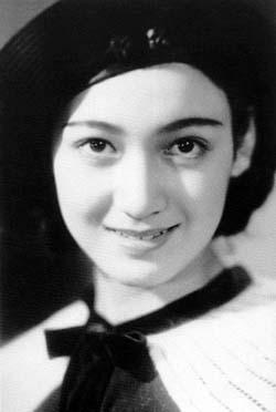 昭和の美人タレントの画像を貼ってください