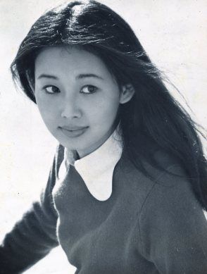 昭和の美人タレントの画像を貼ってください