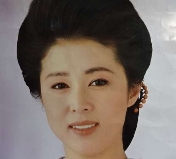 昭和の美人タレントの画像を貼ってください