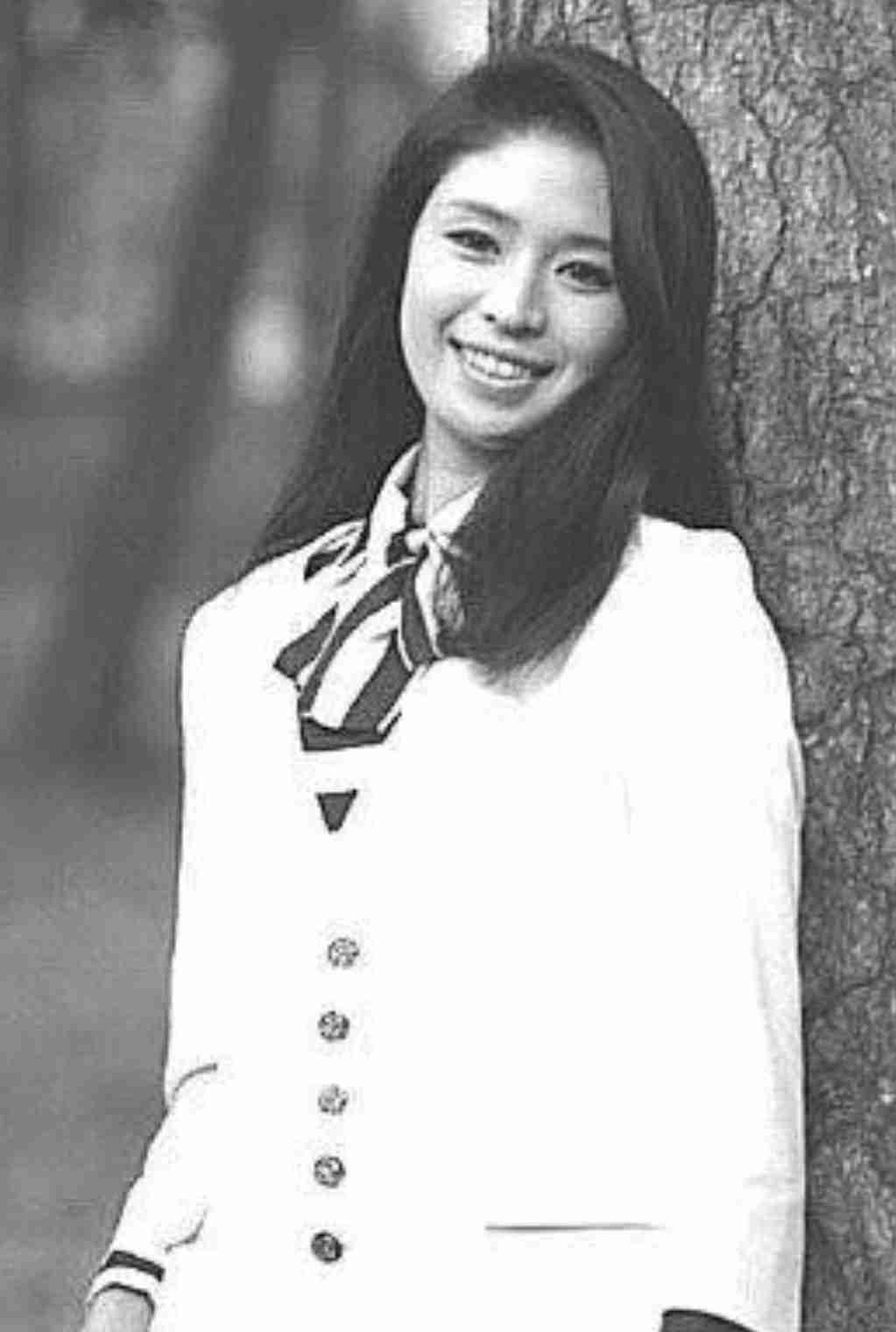 昭和の美人タレントの画像を貼ってください