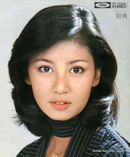 昭和の美人タレントの画像を貼ってください