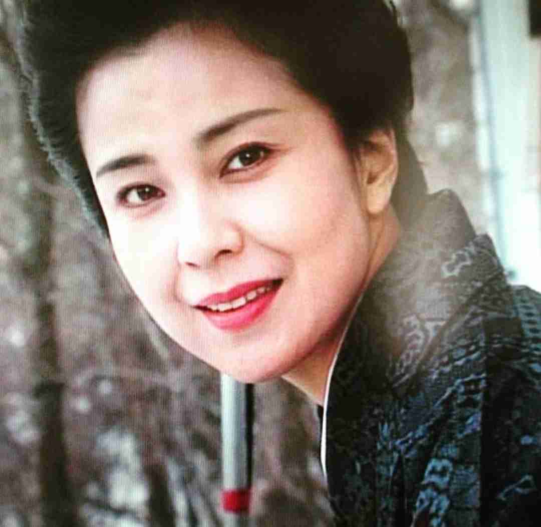 昭和の美人タレントの画像を貼ってください
