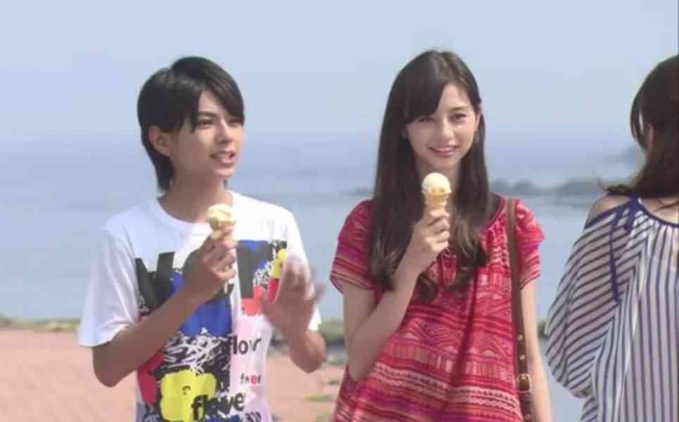 中島健人＆中条あやみ『CanCam』登場「2人で表紙うれしいです！」