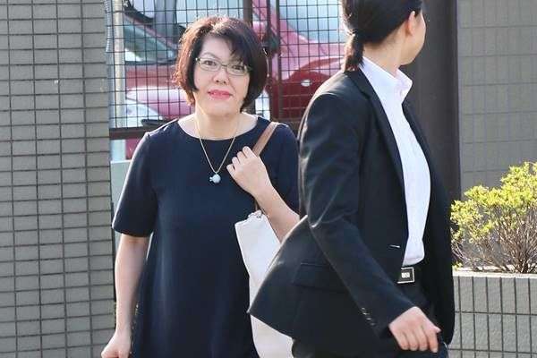 小室圭さんの母、両陛下への「直談判」を試み周囲困惑