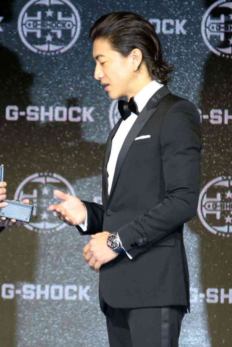 【anan】木村拓哉、こだわりの私物披露 私服でそのまま撮影も