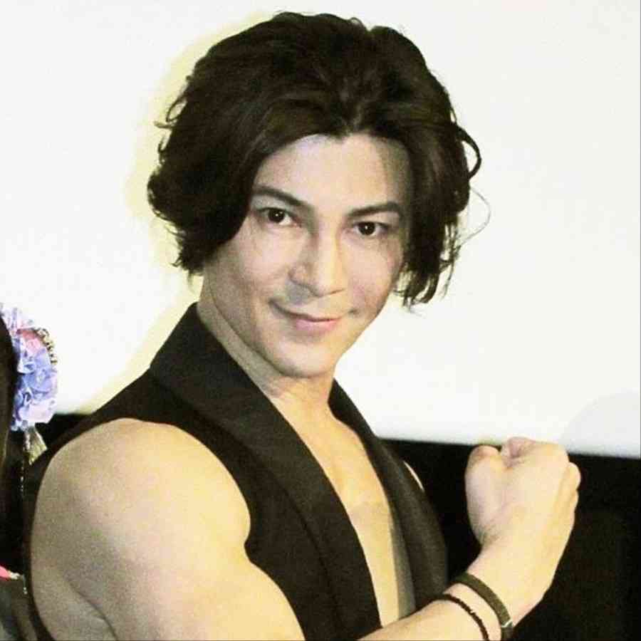 武田真治、誕生日の投稿に祝福続々　「世界で一番美しい46歳」称賛の声も