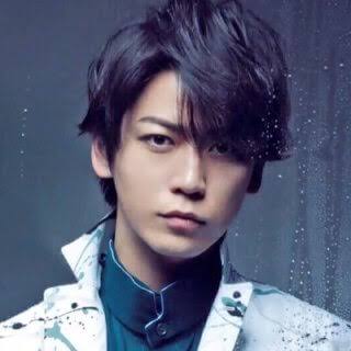 面長のイケメン芸能人