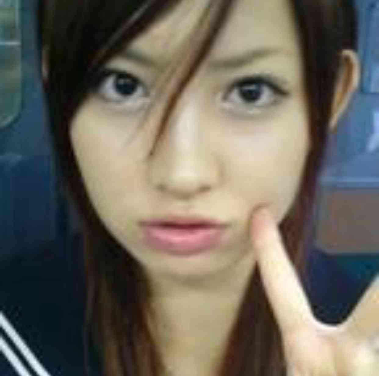 小嶋陽菜、ラスベガスでの年越しの様子を公開　美脚ショットに「スタイル抜群」「美しい」の声