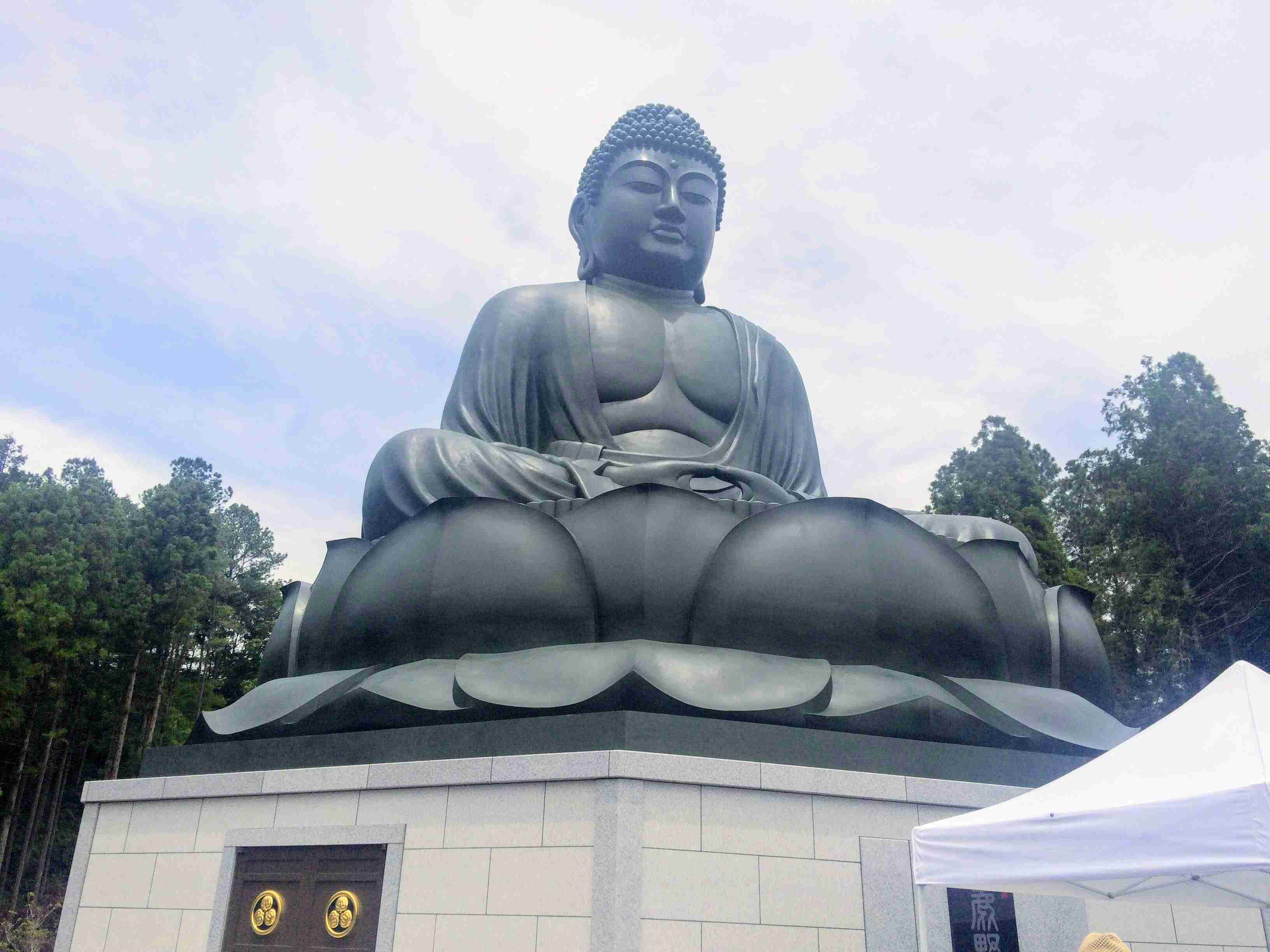 大仏の画像を貼るトピ