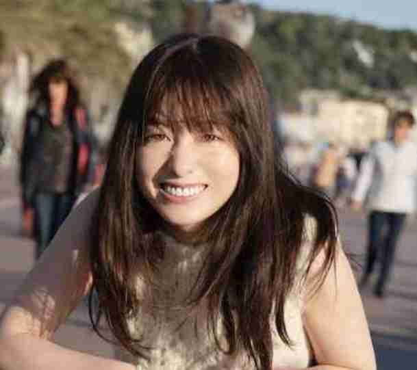 橋本環奈メモリアル写真集に期待の声 先行公開カットに「美しすぎる!」 