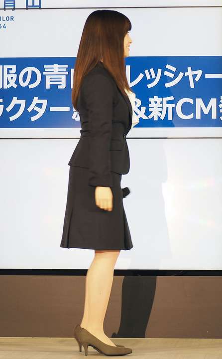 橋本環奈メモリアル写真集に期待の声 先行公開カットに「美しすぎる!」 