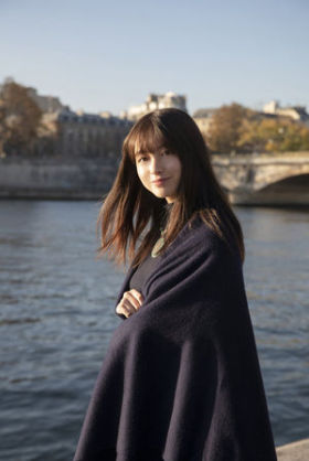 橋本環奈メモリアル写真集に期待の声 先行公開カットに「美しすぎる!」 