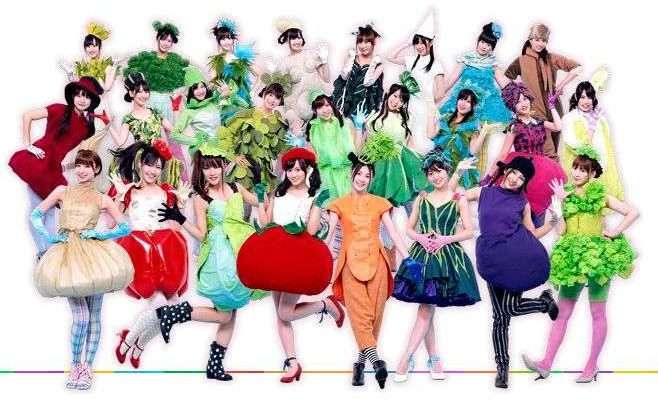 女性アイドルの衣装画像