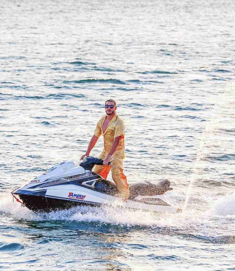 ジャスティン・ビーバーが結婚式を「延期」、これで3度目