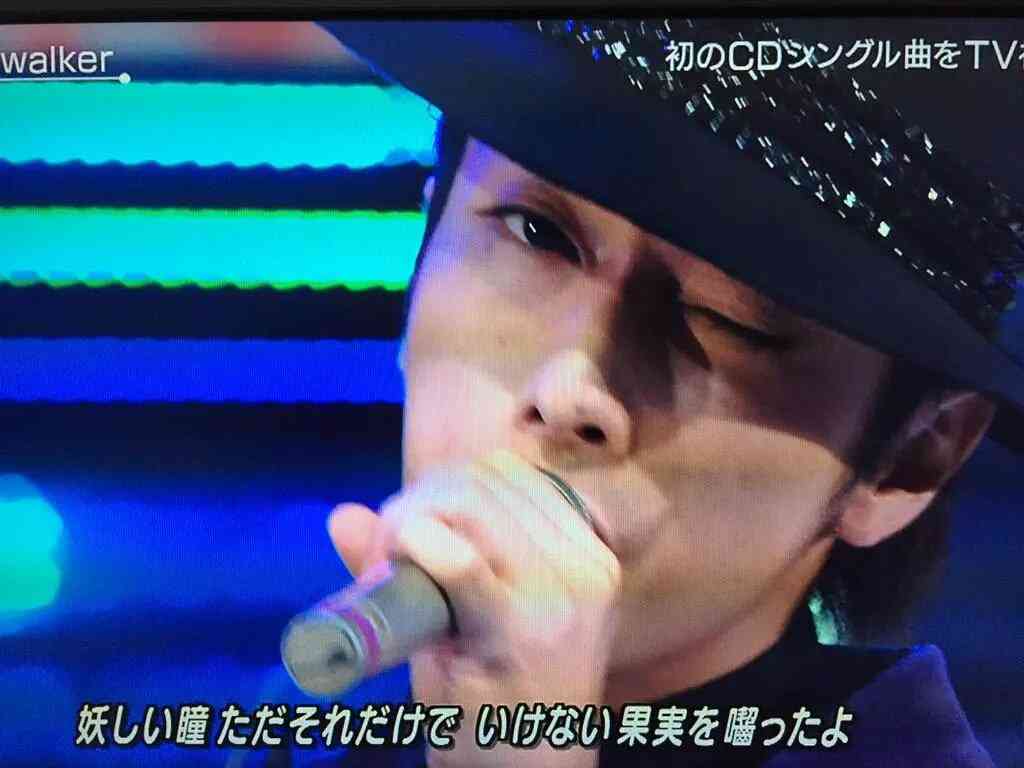 マッチ（近藤真彦）の肩に肘をついて話す…失礼行為が目に余るA.B.C-Zのメンバーとは