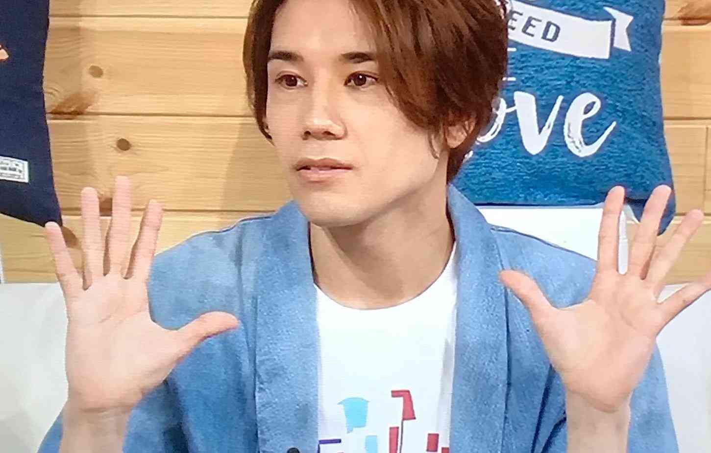 マッチ（近藤真彦）の肩に肘をついて話す…失礼行為が目に余るA.B.C-Zのメンバーとは