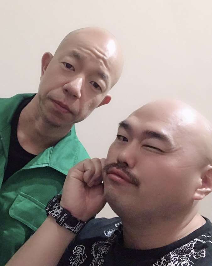 クロちゃん　「いつも慕ってくる」ザ・たっちと3ショットに　「慕われてはない」の声