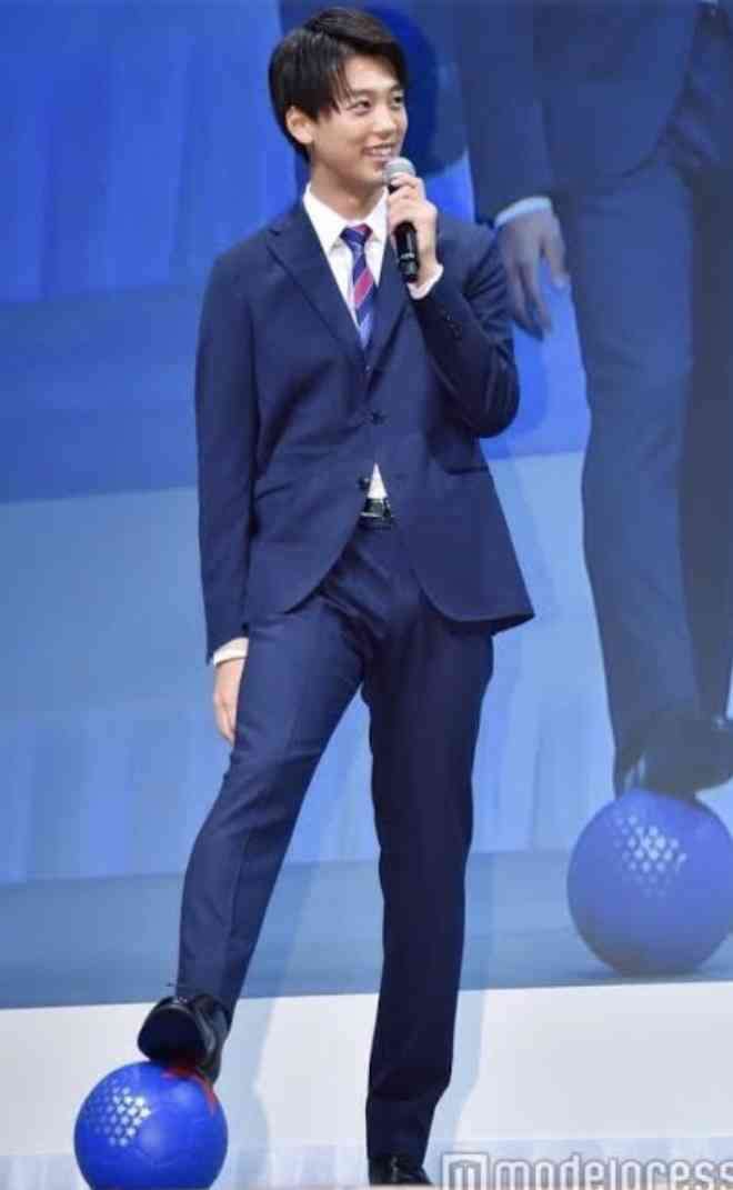 竹内涼真、“あざと可愛い”一枚にファン悶絶　「早く色々…」意味深コメントにも注目集まる