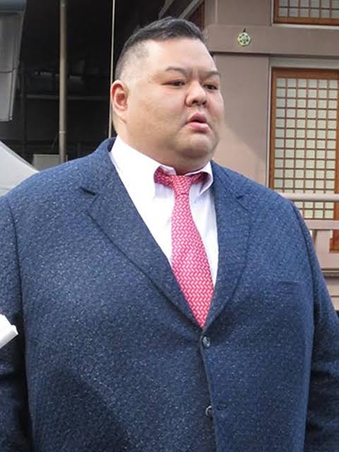 進退がかかる稀勢の里、黒星スタート　大相撲初場所初日