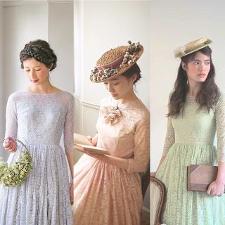 カラードレス何色でしたか？