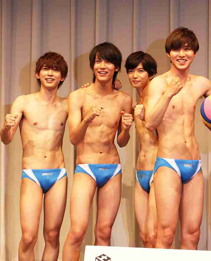 中川大志、千葉雄大＆吉沢亮とほろ酔いに…「水ヤン」3バカの再会にファン歓喜
