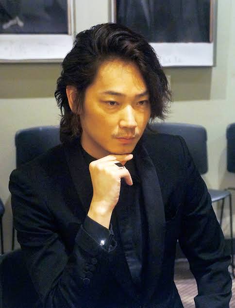 綾野剛、インスタ開設 半日足らずでフォロワー20万突破の人気ぶり