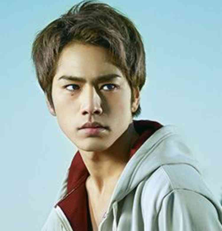 三代目JSB登坂広臣、ウルフヘアにイメチェン「めっちゃ似合う」「かっこよすぎる」ファンから絶賛相次ぐ