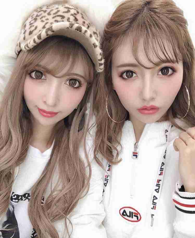 整形公表双子モデルの妹・吉川ちか、すっぴん＆メイク比較写真を公開　新たな整形願望も明かす