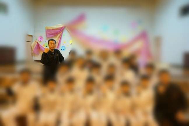 バスケ指導者が女子児童にキス「常にフランクなのでばばばばっと」