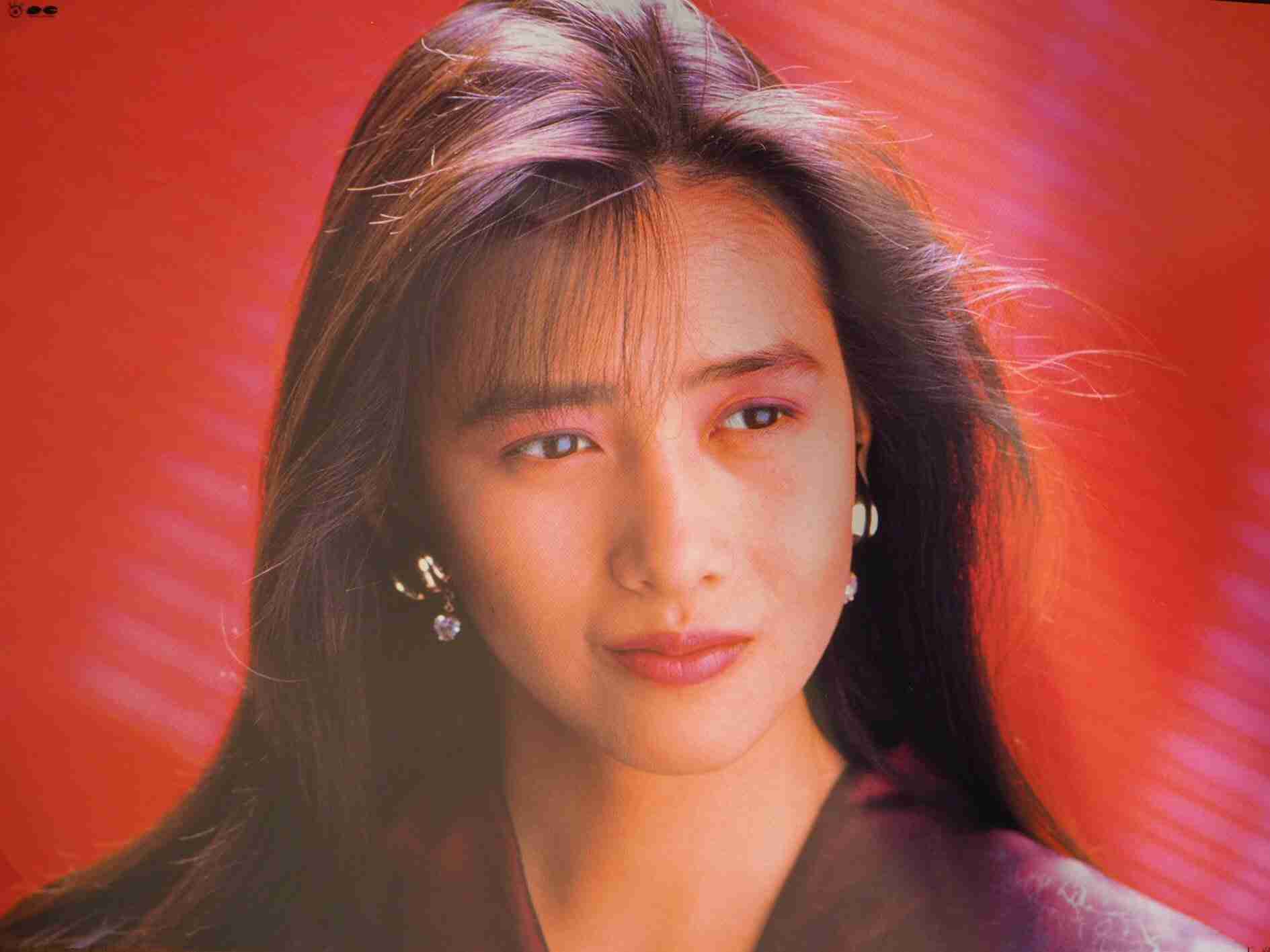 工藤静香、高額バレンタインチョコ公開に波紋　「旦那様にプレゼント？」