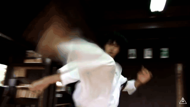 「はじこい」で話題の横浜流星、ヒゲ姿披露 4年ぶり写真集で“男の色気全開”