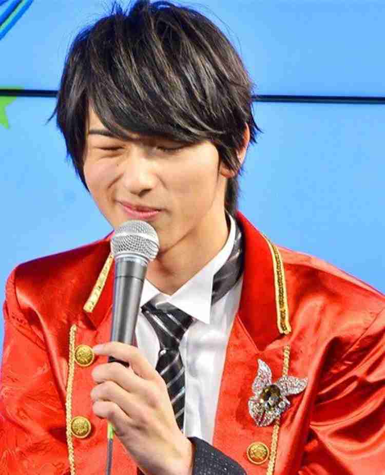 「はじこい」で話題の横浜流星、ヒゲ姿披露 4年ぶり写真集で“男の色気全開”