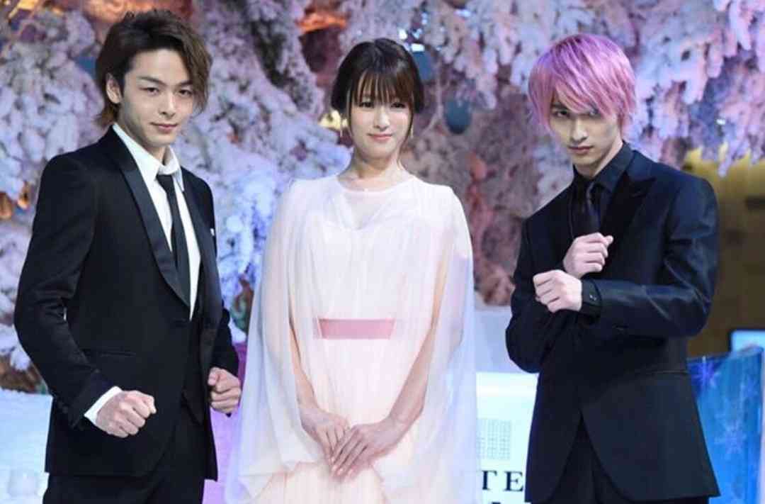 「はじこい」で話題の横浜流星、ヒゲ姿披露 4年ぶり写真集で“男の色気全開”